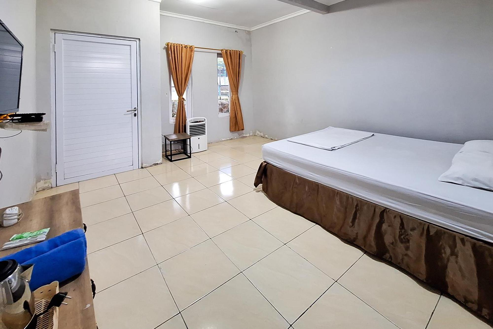 Reddoorz At Kampung Istal Bogor Hotel Eksteriør billede